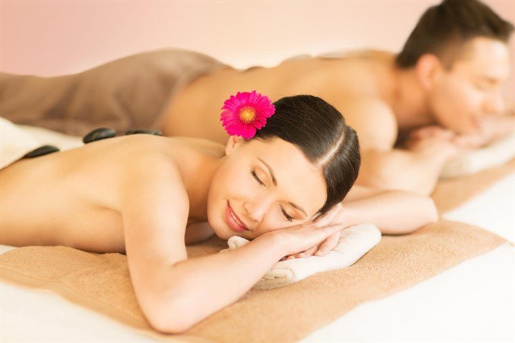 couple erotic massage amsterdam